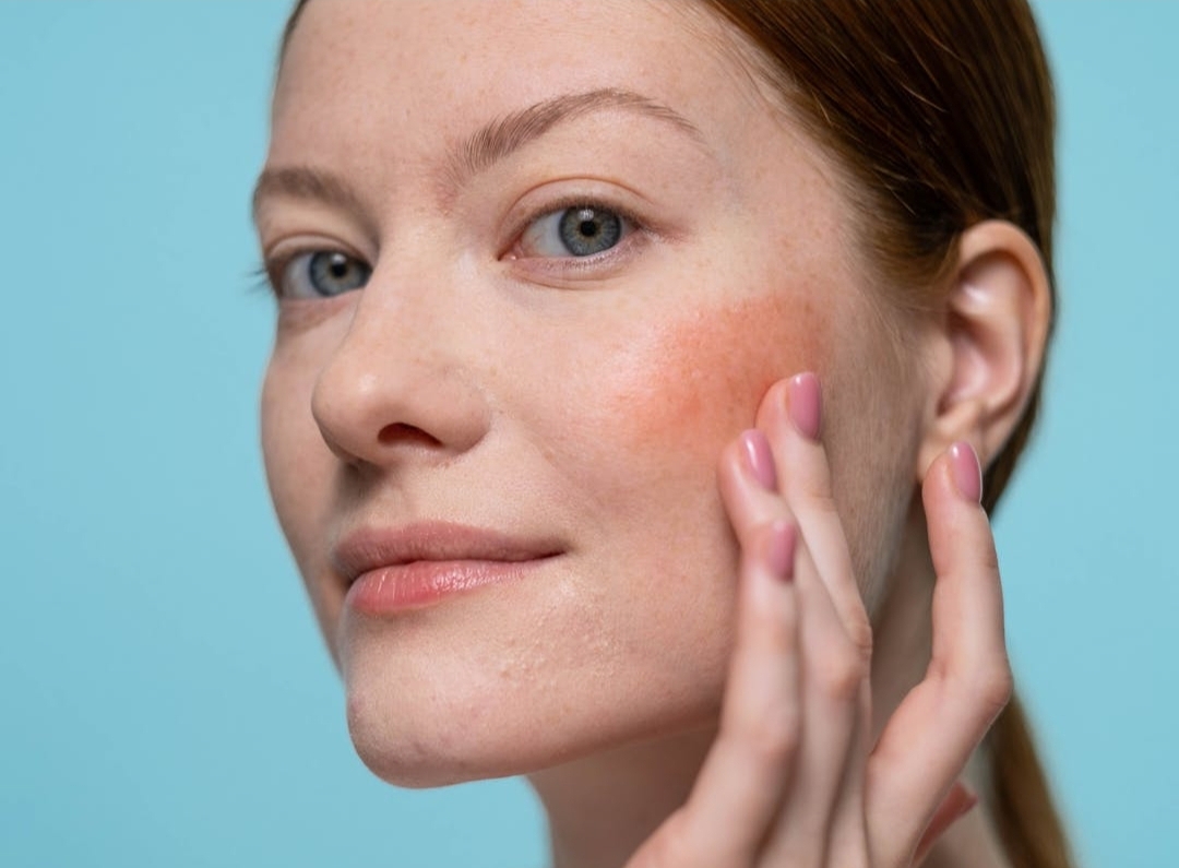 Celebrating Each Other’s Choices: Exploring the Makeup-Less Trend